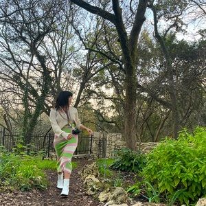 Meet your Posher, Joyce